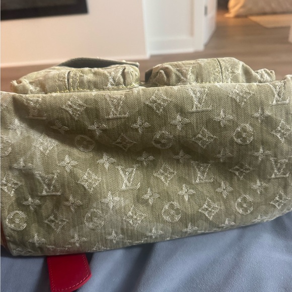 Louis Vuitton Limited Edition Monogramouflage Denim Jasmine Bag - Picture 10 of 13